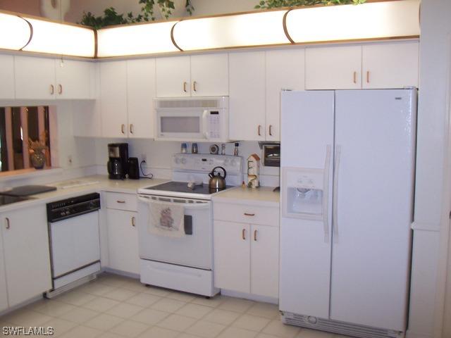 1046 Marblehead Dr., Naples, FL