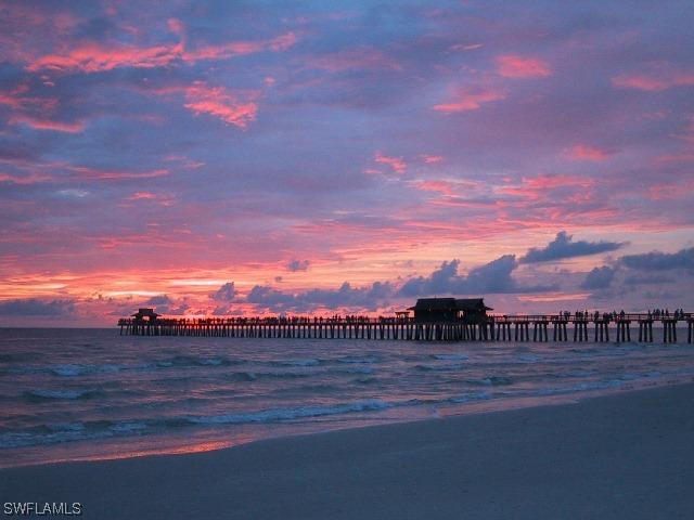 568 93rd Ave., Naples, FL 34108