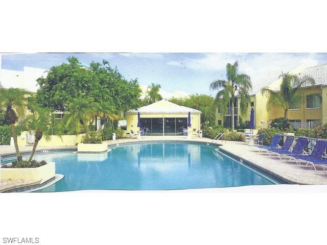 5817 Glencove Dr. #402, Naples, FL 34108