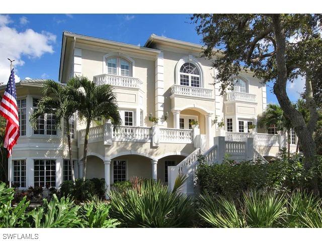 357 Morning Glory Ln., Marco Island, FL 34145