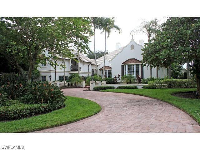 3330 Gin Ln., Naples, FL