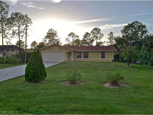371 12th St., Naples, FL 34117