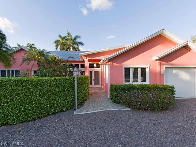 115 15th Ave., Naples, FL