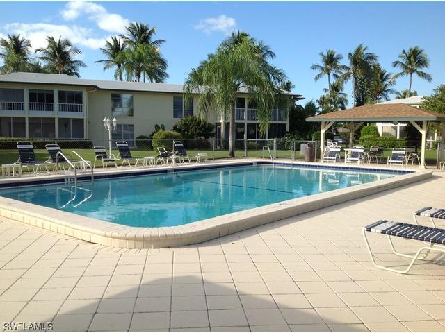 189 Peppermint Ln., Naples, FL