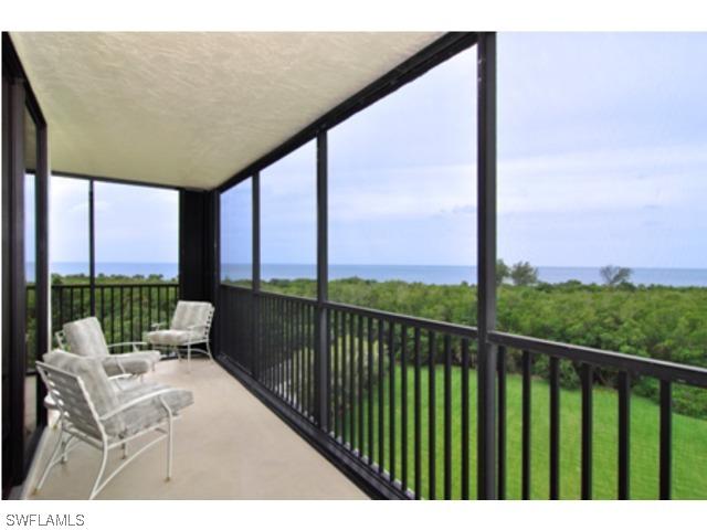 11 Bluebill Ave. #602, Naples, FL 34108