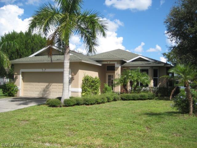 686 Crossfield Cir., Naples, FL