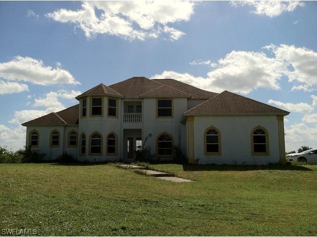 3668 70th Ave., Naples, FL 34120