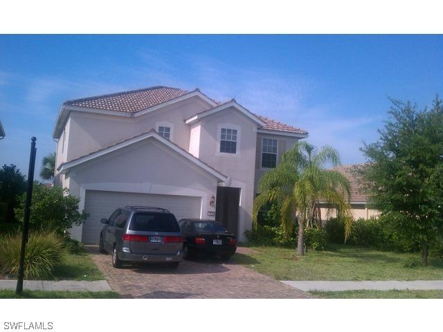 2026 Fairmont Ln., Naples, FL 34120