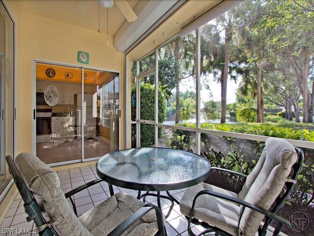 419 Emerald Bay Cir. #B7, Naples, FL 34110