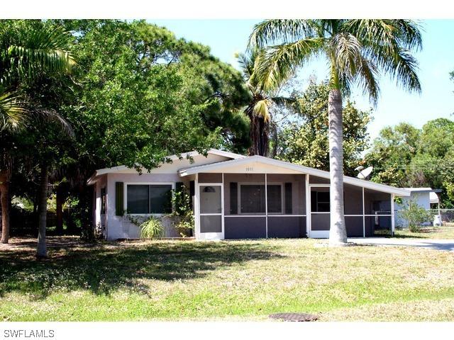 1011 Guava Dr., Naples, FL