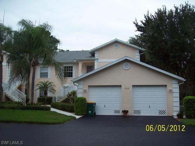 737 Wiggins Lake Dr. #102, Naples, FL 34110