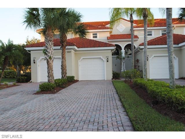 968 Hingham Way #201, Naples, FL