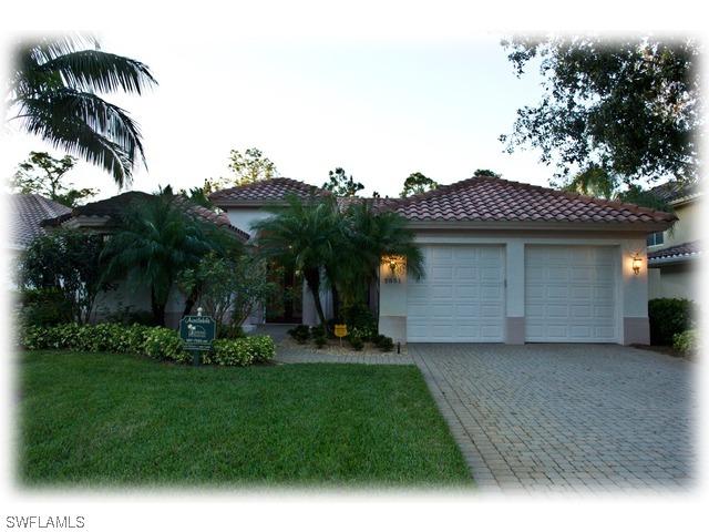 2851 Lone Pine Ln., Naples, FL