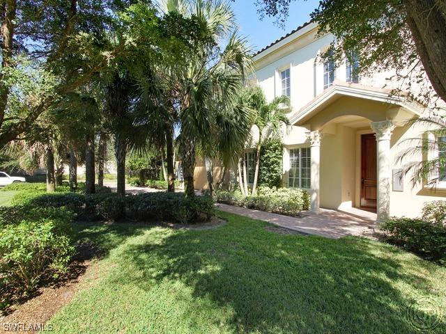 2325 Residence Cir Cir. #102, Naples, FL 34105