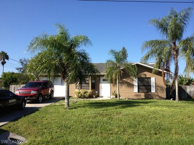 2049 50th St., Naples, FL 34116