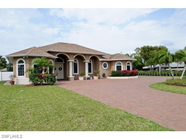 177 Madison Dr., Naples, FL