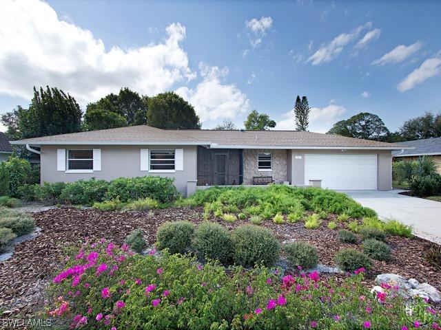 167 Flame Vine Dr., Naples, FL 34110