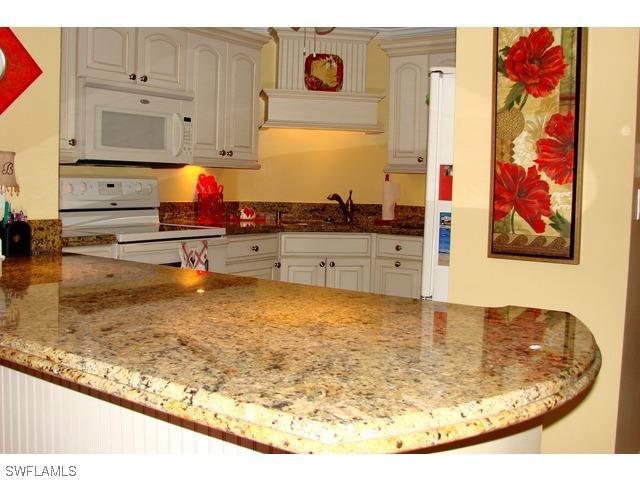 1 Bluebill Ave. #310, Naples, FL