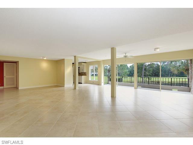 105 Clubhouse Ln. #287, Naples, FL 34105