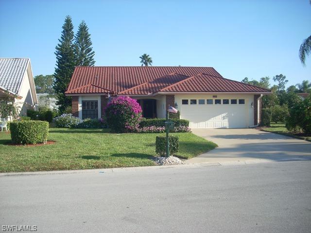 132 Granville Ct., Naples, FL 34104