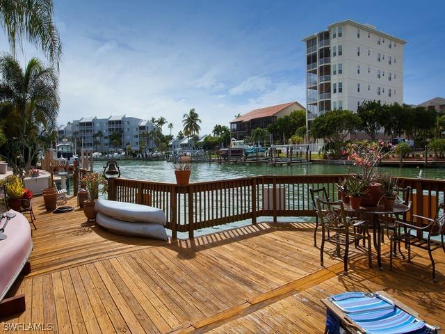 820 Partridge Ct., Marco Island, FL 34145