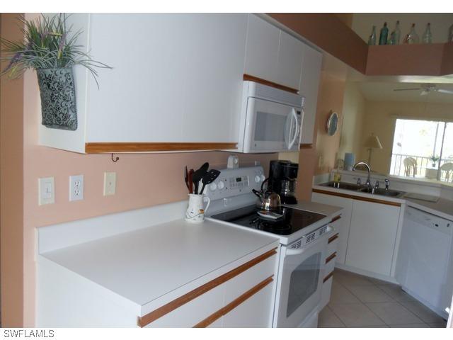 133 Wading Bird Cir. #206, Naples, FL