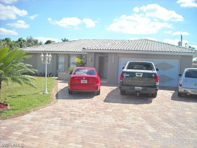 4340 22nd Pl., Naples, FL 34116