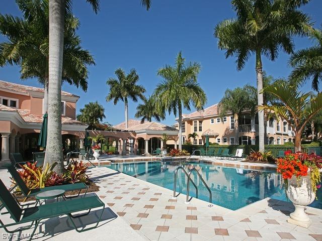 565 Via Veneto #101, Naples, FL