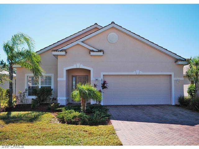2745 Inlet Cove Ln., Naples, FL 34120