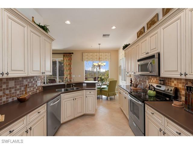 12970 Pennington Pl. #202, Fort Myers, FL 33913