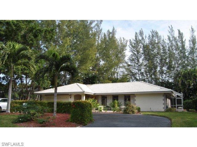 3170 Crayton Rd., Naples, FL 34103