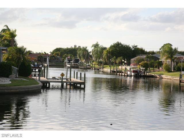 3716 1st Pl., Cape Coral, FL 33904
