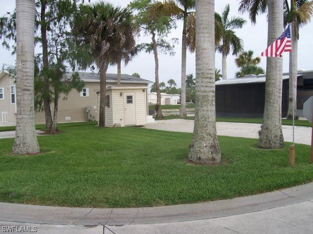 549 Cheetah Dr., Naples, FL 34114