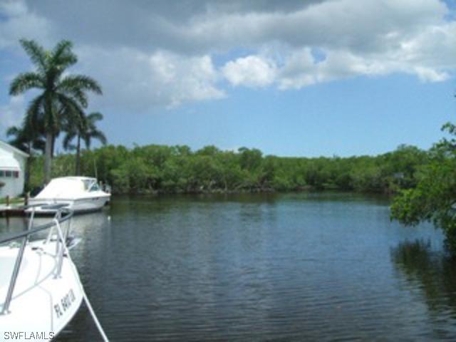 3032 Sandpiper Bay Cir. #303, Naples, FL