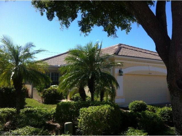 1814 Leamington Ln., Naples, FL