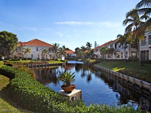 242 Colonade Cir., Naples, FL 34103