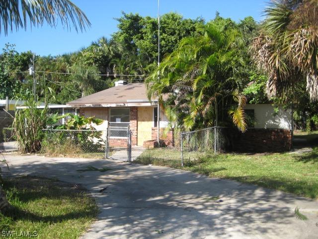 1777 Danford St., Naples, FL 34112