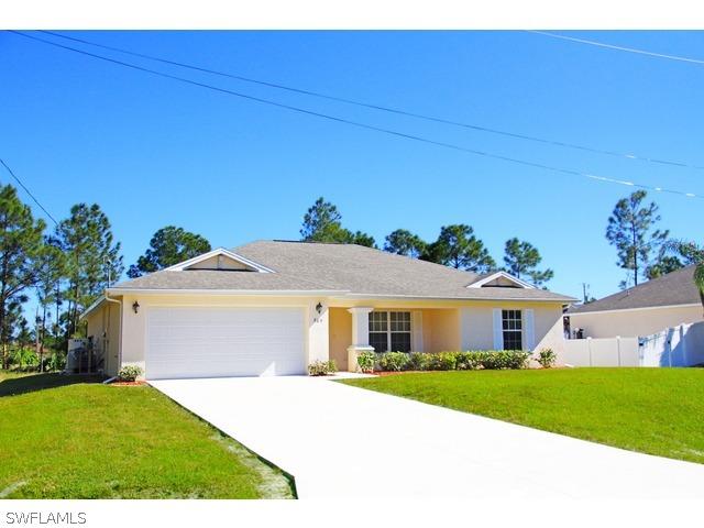 809 Fullerton Ave., Lehigh Acres, FL