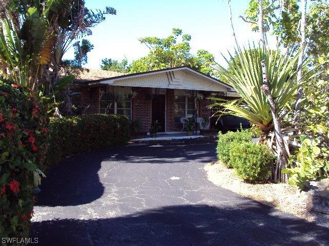 1515 Mandarin Rd., Naples, FL 34102