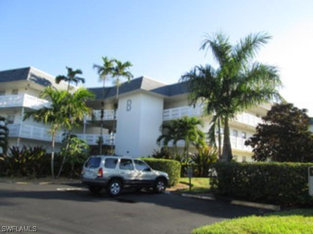 315 Saint Andrews Blvd., Naples, FL