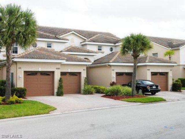 6886 Sterling Greens Ct. #102, Naples, FL 34104