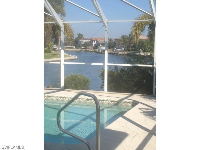 430 Henderson Ct., Marco Island, FL
