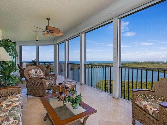 295 Grande Way #1504, Naples, FL 34110