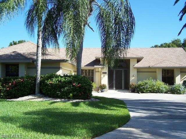 200 Monterey Dr., Naples, FL 34119