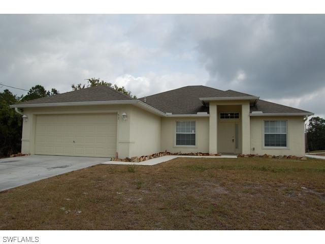 57 Sara Ave., Lehigh Acres, FL 33976