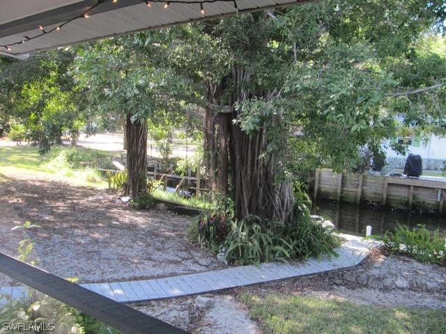 27292 East Dr., Bonita Springs, FL 34135