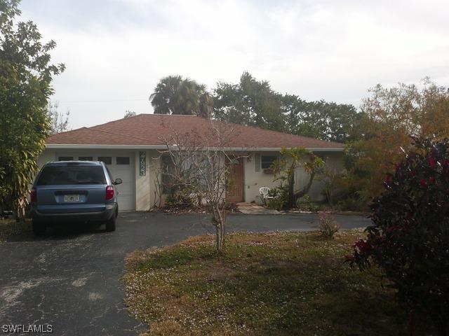 27923 Lance Dr., Bonita Springs, FL