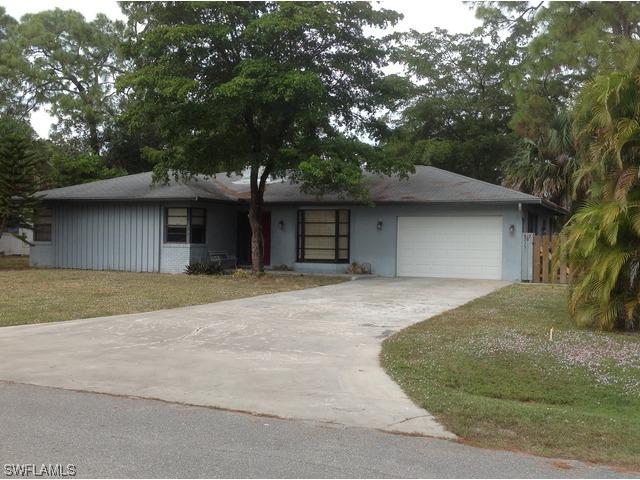 4273 Mohawk Pl., Naples, FL