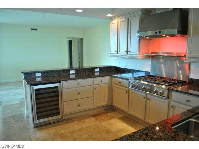 275 Indies Way Way #602, Naples, FL 34110