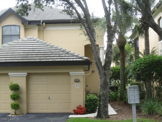 166 Vintage Cir. #202, Naples, FL